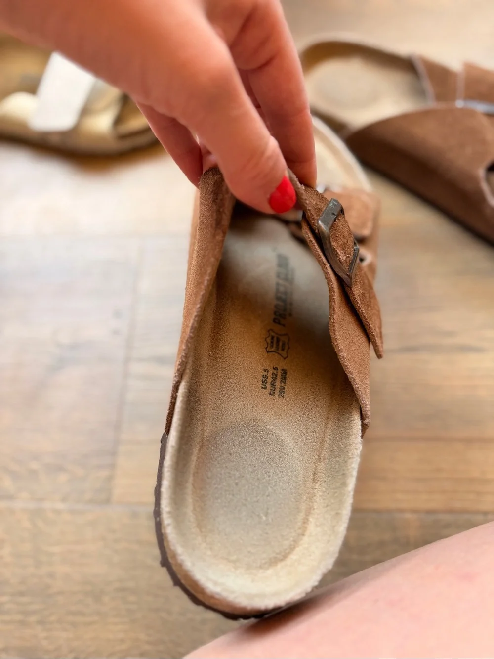 Project Cloud comfortable brown